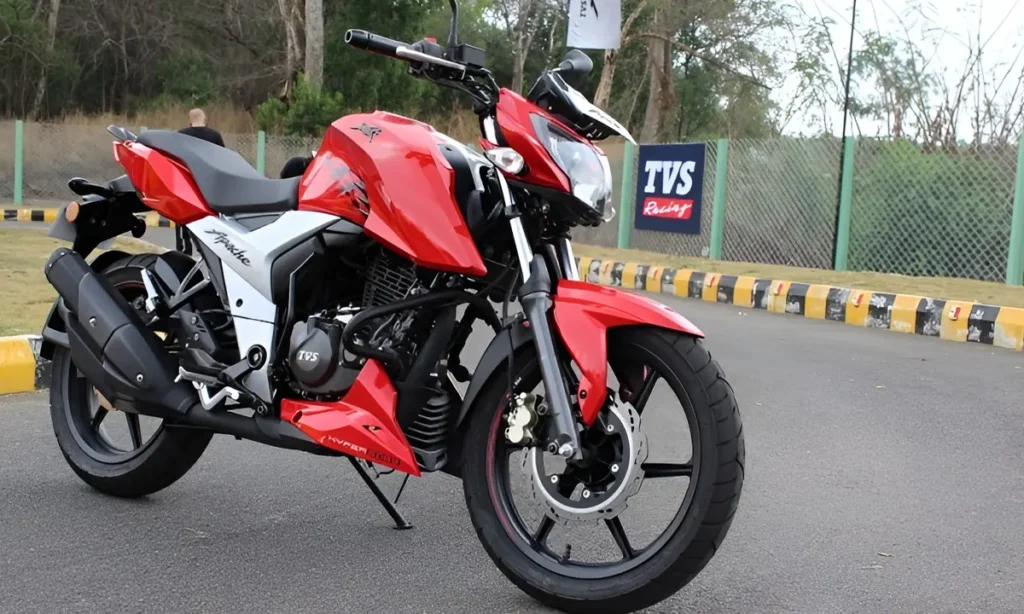 TVS Apache RTR 160 4V-1200-x-675-px-2025-06-04